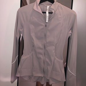 LULEMON LILAC GREY ACTIVE JACKET